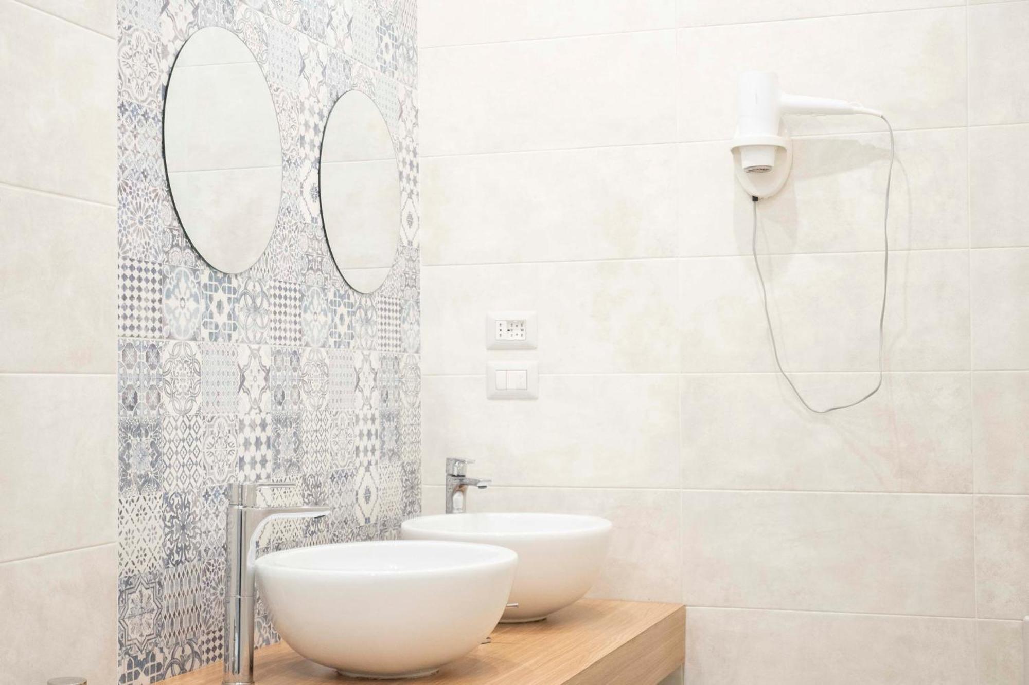 Vacuna Pleasant Rooms Naples Exterior photo